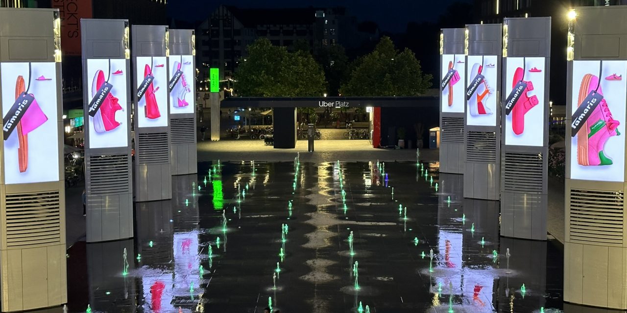 Tamaris rocks the stage with Nicki Minaj and Justin Timberlake!